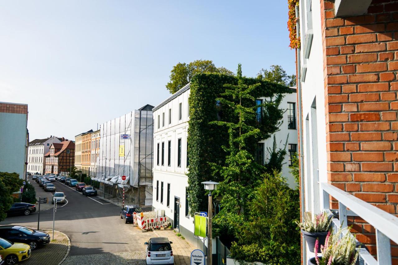 Gemuetliche Ferienwohnung In Der Altstadt Schwerin  Exteriör bild
